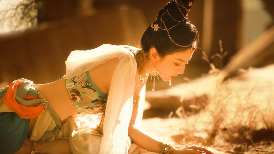 吉克隽逸献声《永远的君主》,中文填词版《My Love》独家上线酷狗